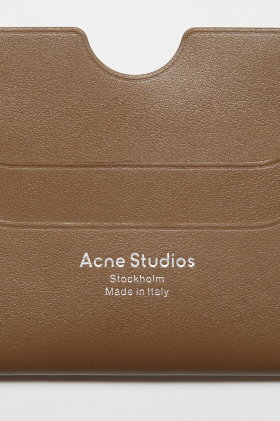 (image for) Luxurious Leather card holder